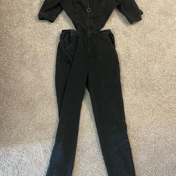 Retrofête Kiara Jumpsuit, Jet Black Denim (M) - Picture 3 of 7